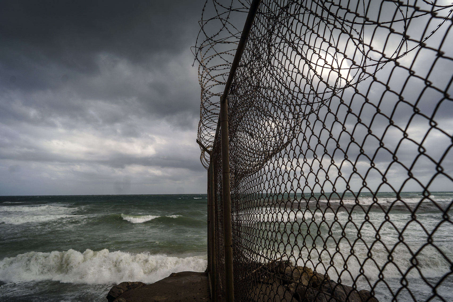 Frontera de la playa de El Tarajal, 28 de Marzo de 2019.